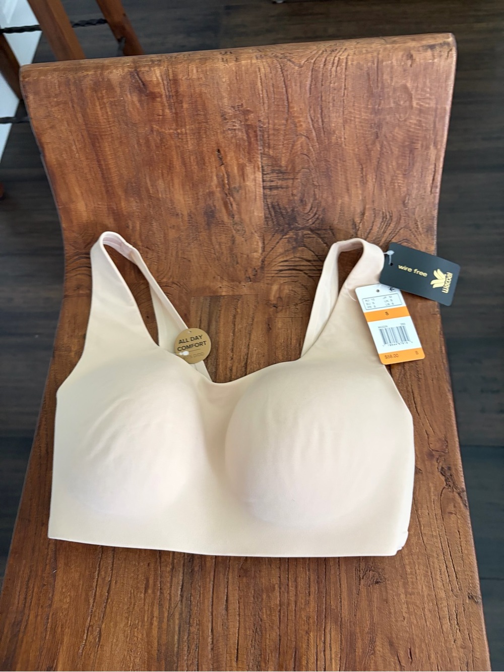 NWT Wacoal Wire-Free Seamless Bra - Nude 852226